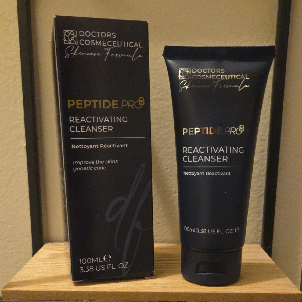 Peptide Pro8 Reactivating Cleanser - Brand New.
